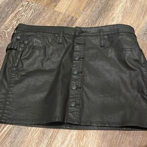 Rock and Republic button up mini skirt. Leather look.